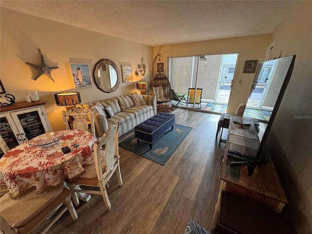 1400 TARPON CENTER DRIVE 111, Venice, FL 34285