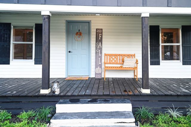 140 N Commerce Street, Slocomb, AL 36375