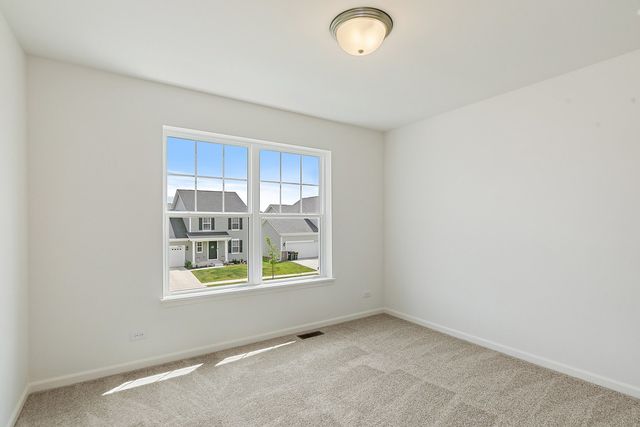 32012 Savannah Drive, Lakemoor, IL 60051