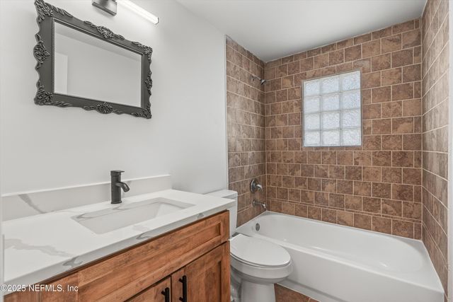 4035 HUNTINGTON FOREST Boulevard, Jacksonville, FL 32257