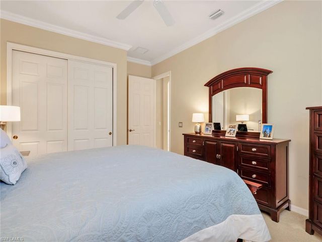 4221 Hampton LN, Naples, FL 34119