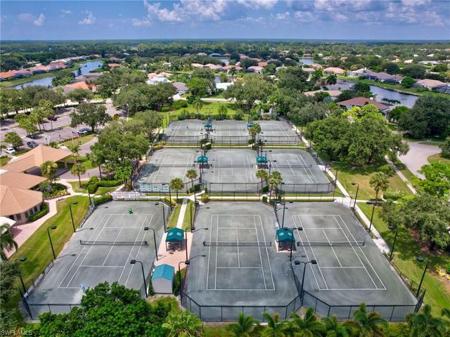 4221 Hampton LN, Naples, FL 34119