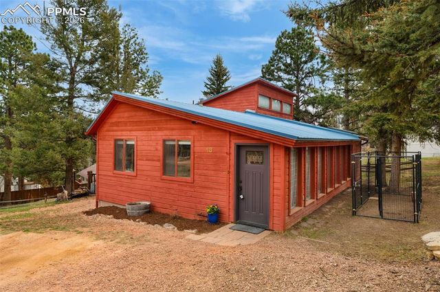 18 Holiday Drive, Woodland Park, CO 80863