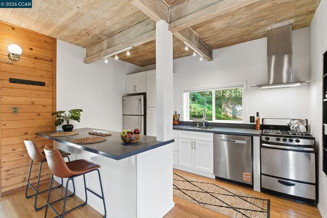 3382 Dwight Way, Berkeley, CA 94704