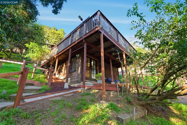 3382 Dwight Way, Berkeley, CA 94704