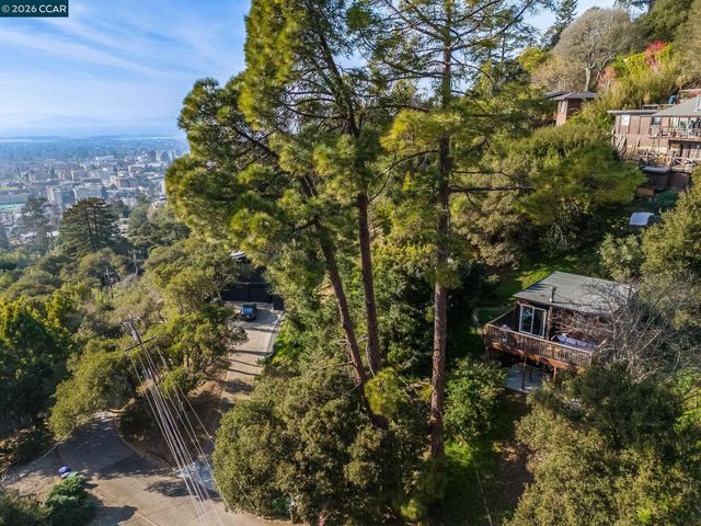 3382 Dwight Way, Berkeley, CA 94704