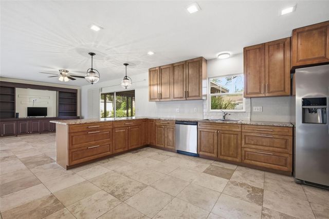 606 S SYLVAN DRIVE, Brandon, FL 33510