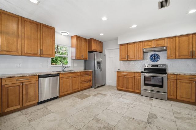 606 S SYLVAN DRIVE, Brandon, FL 33510