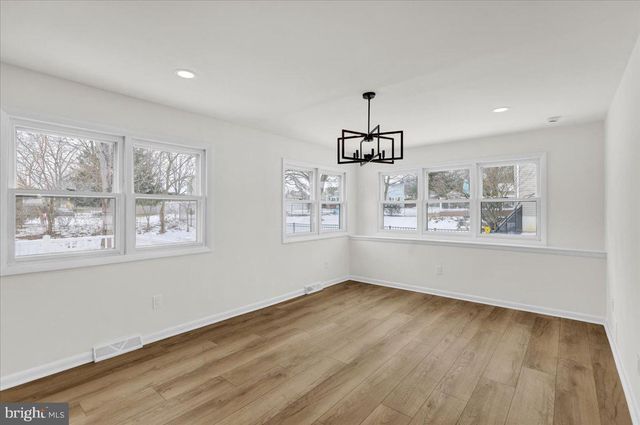 41 DORCHESTER DR, Reading, PA 19610