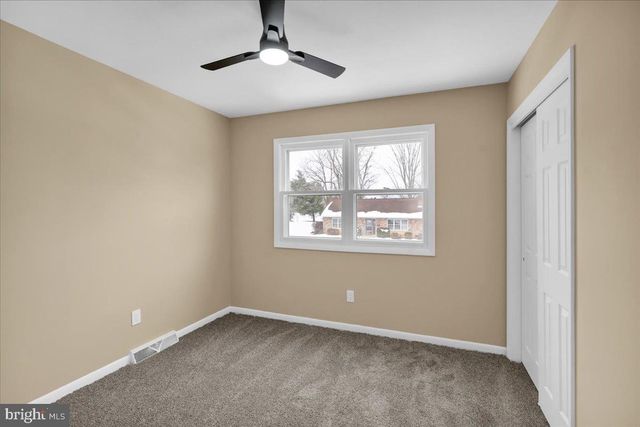 41 DORCHESTER DR, Reading, PA 19610