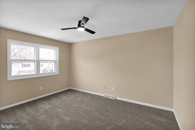 41 DORCHESTER DR, Reading, PA 19610