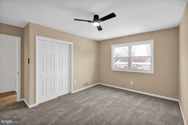 41 DORCHESTER DR, Reading, PA 19610