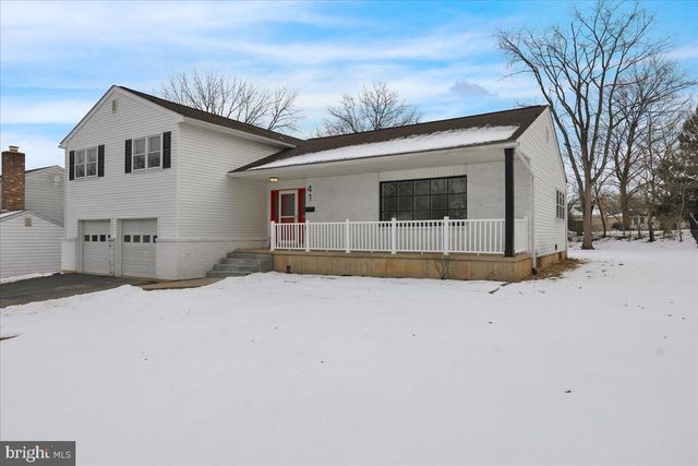 41 DORCHESTER DR, Reading, PA 19610