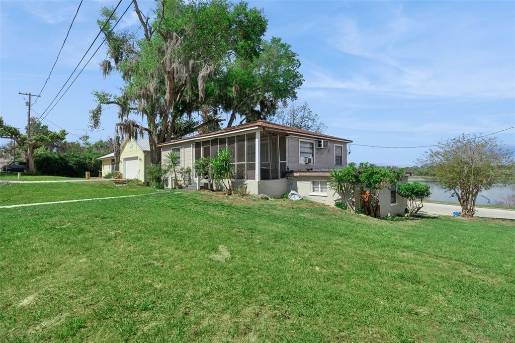 806 S MAIN AVENUE, Groveland, FL 34736