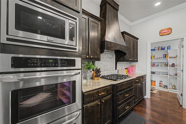 401 Eagle Ridge Drive, Farmington, AR 72730