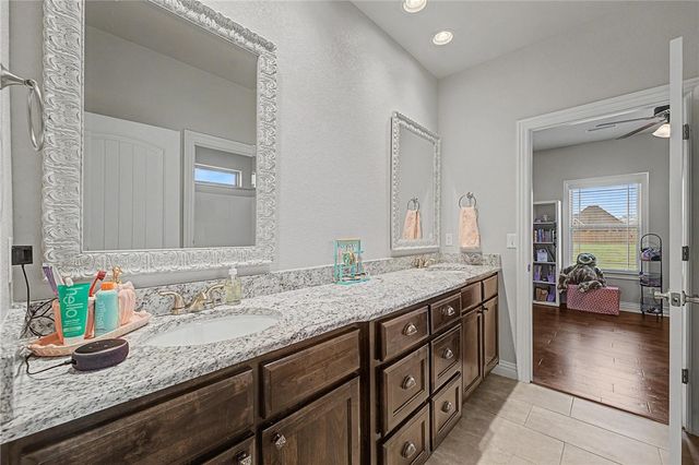 401 Eagle Ridge Drive, Farmington, AR 72730