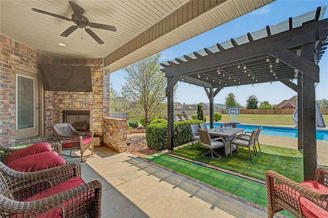401 Eagle Ridge Drive, Farmington, AR 72730