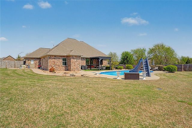401 Eagle Ridge Drive, Farmington, AR 72730