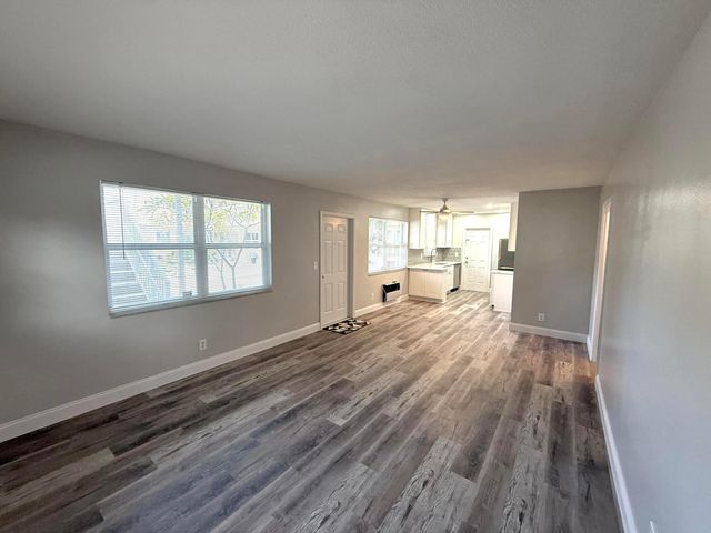 3500 HARRISON Street 7, Hollywood, FL 33021
