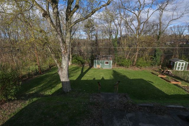304 Millport Rd, West Mifflin, PA 15122