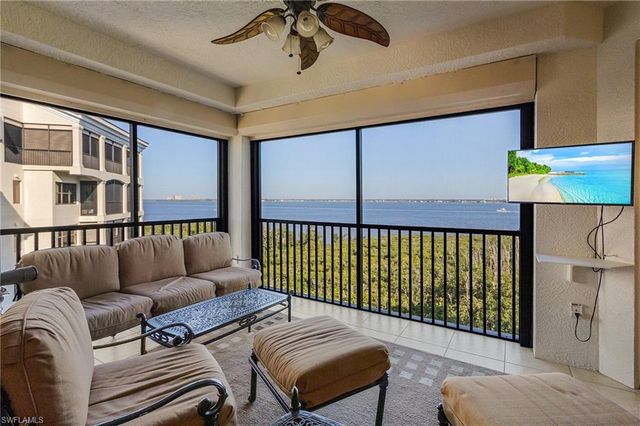 11620 Court Of Palms # 501, Fort Myers, FL 33908