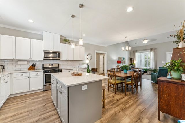 215 EASONVILLE PARK DRIVE, Cropwell, AL 35054