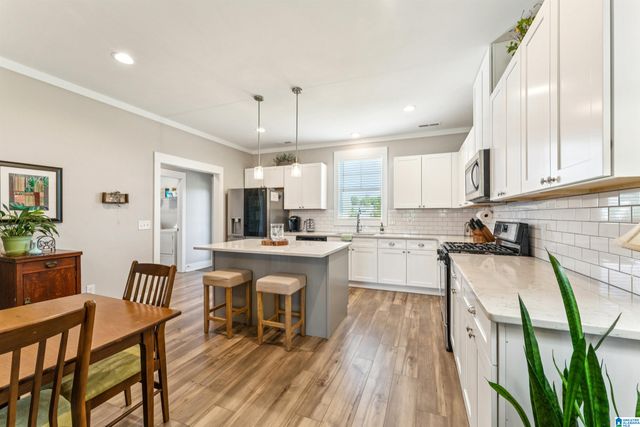 215 EASONVILLE PARK DRIVE, Cropwell, AL 35054