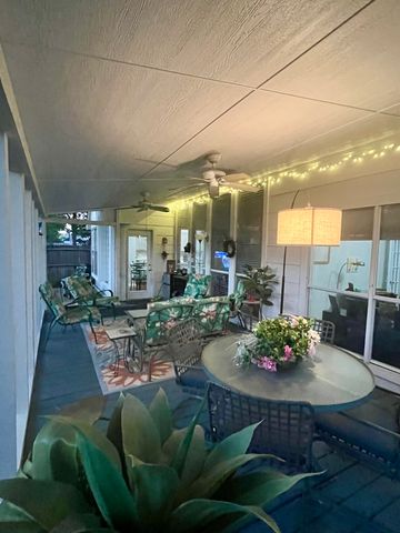 127 Woodcreek Drive, Rockwall, TX 75032