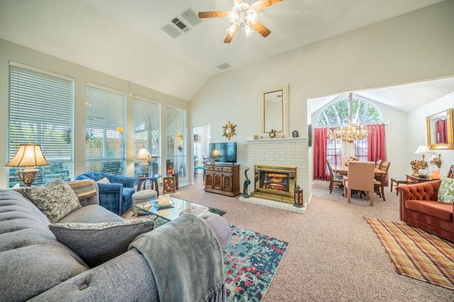 127 Woodcreek Drive, Rockwall, TX 75032