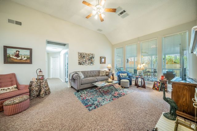 127 Woodcreek Drive, Rockwall, TX 75032