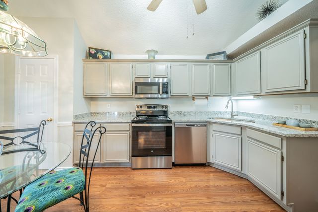 127 Woodcreek Drive, Rockwall, TX 75032