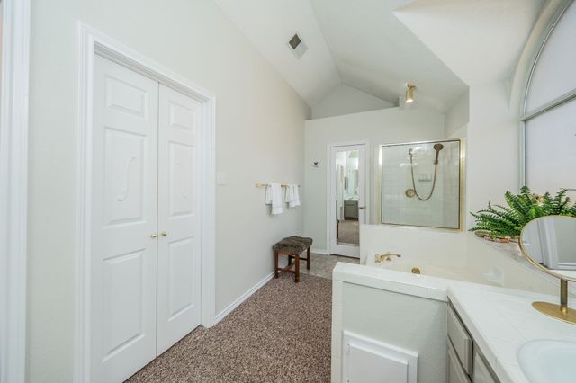 127 Woodcreek Drive, Rockwall, TX 75032