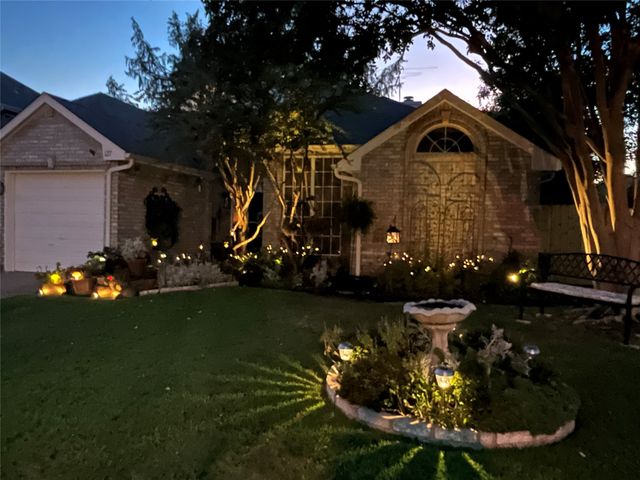 127 Woodcreek Drive, Rockwall, TX 75032