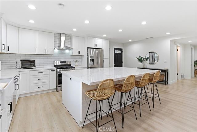 1806 W Saint Andrew, Santa Ana, CA 92704