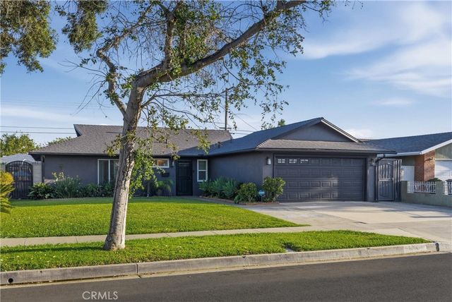 1806 W Saint Andrew, Santa Ana, CA 92704