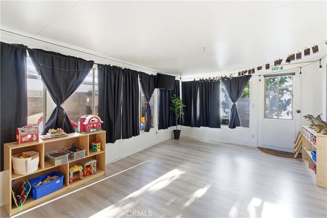 1806 W Saint Andrew, Santa Ana, CA 92704