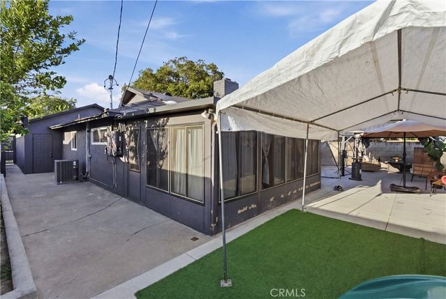 1806 W Saint Andrew, Santa Ana, CA 92704