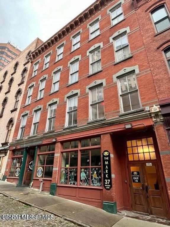 37 Maiden Lane 3B, Albany, NY 12207