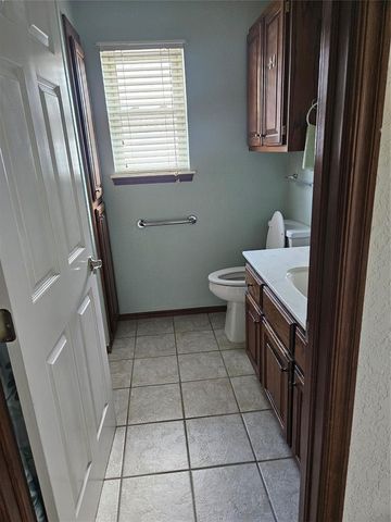 117 Meadows Lane, Shawnee, OK 74804