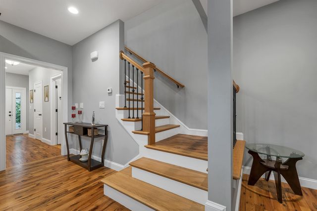 45 Varney Street, Manchester, NH 03102