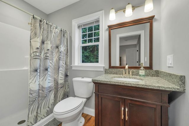 45 Varney Street, Manchester, NH 03102