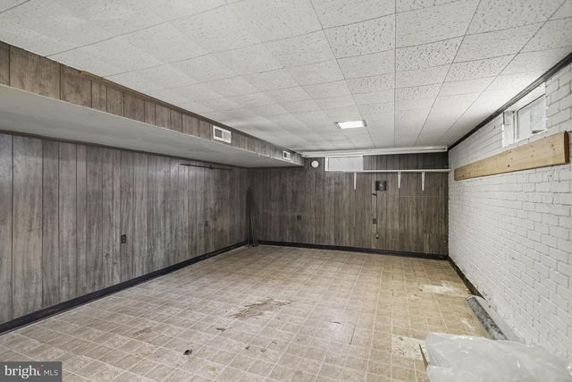 1305 BREMER RD, Dover, PA 17315