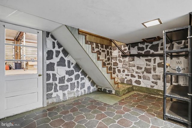 1305 BREMER RD, Dover, PA 17315