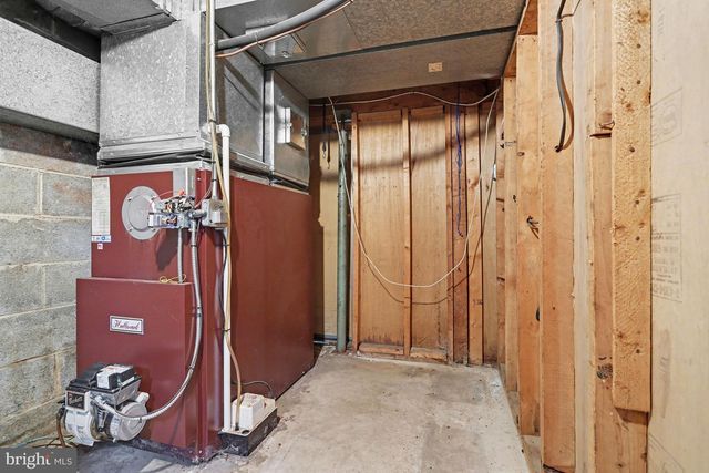 1305 BREMER RD, Dover, PA 17315