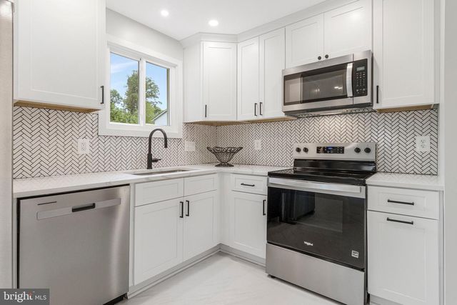 5511 CALLANDER DR, Springfield, VA 22151