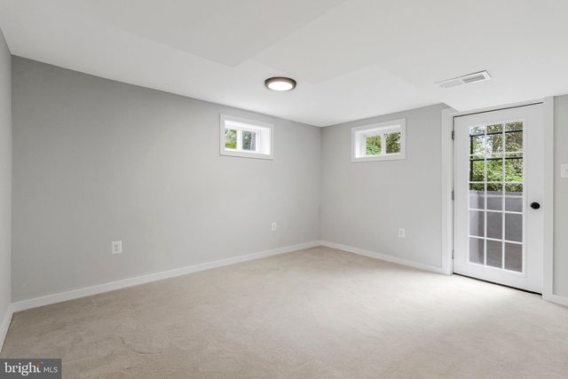 5511 CALLANDER DR, Springfield, VA 22151