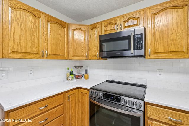 2011 BARTRAM Road, Jacksonville, FL 32207
