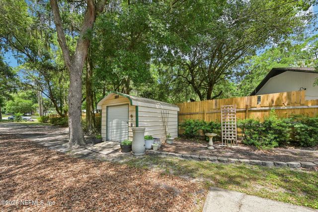 2011 BARTRAM Road, Jacksonville, FL 32207