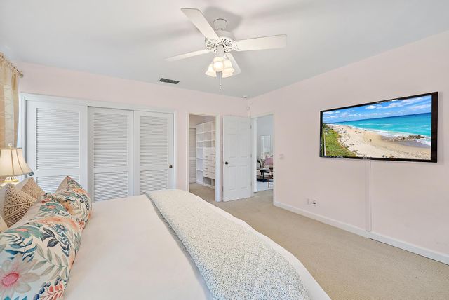 7998 SE Hempstead Circle, Hobe Sound, FL 33455