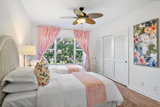 7998 SE Hempstead Circle, Hobe Sound, FL 33455